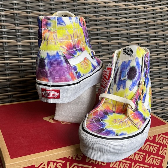 Vans Men’s SK8-Hi Tapered Washed Tie Dye/True White Sneakers - Picture 11 of 16